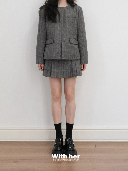 Pleated Woolen Skirt