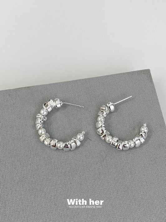 Minimal Silver Beads Earrings