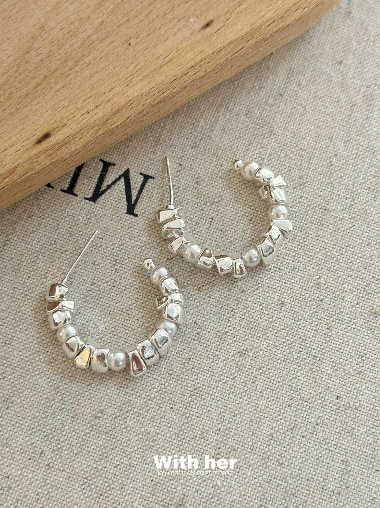 Minimal Silver Beads Earrings