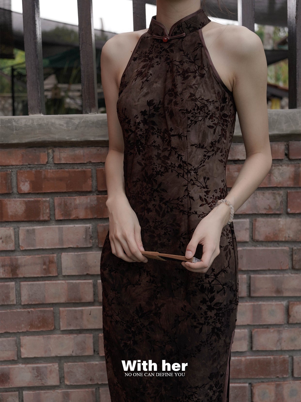 Halterneck Black Cheongsam