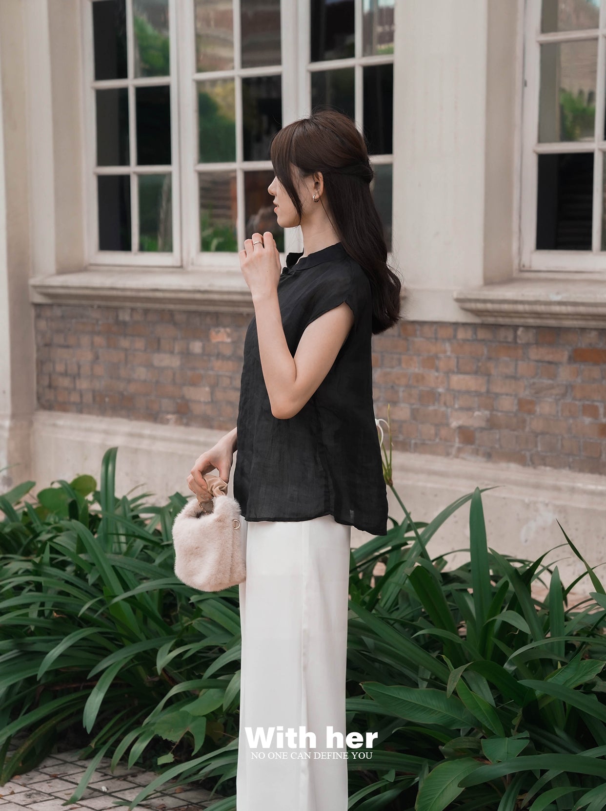 Black Cotton-Linen Mandarin Collar Top