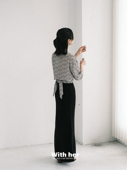 Original Floral V-Neck Blouse