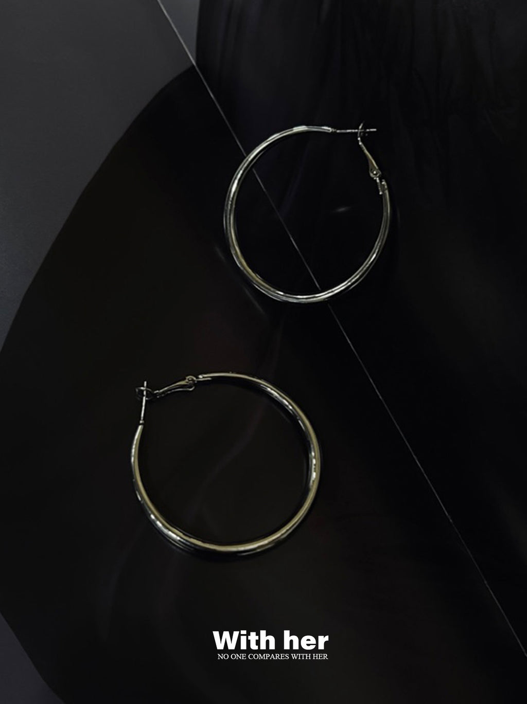 Minimal Luxe Hoops Earrings
