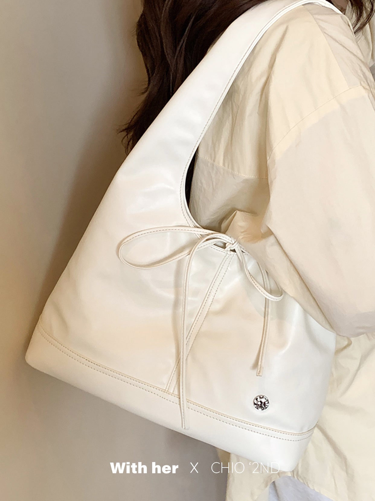 Mono Bow Tote