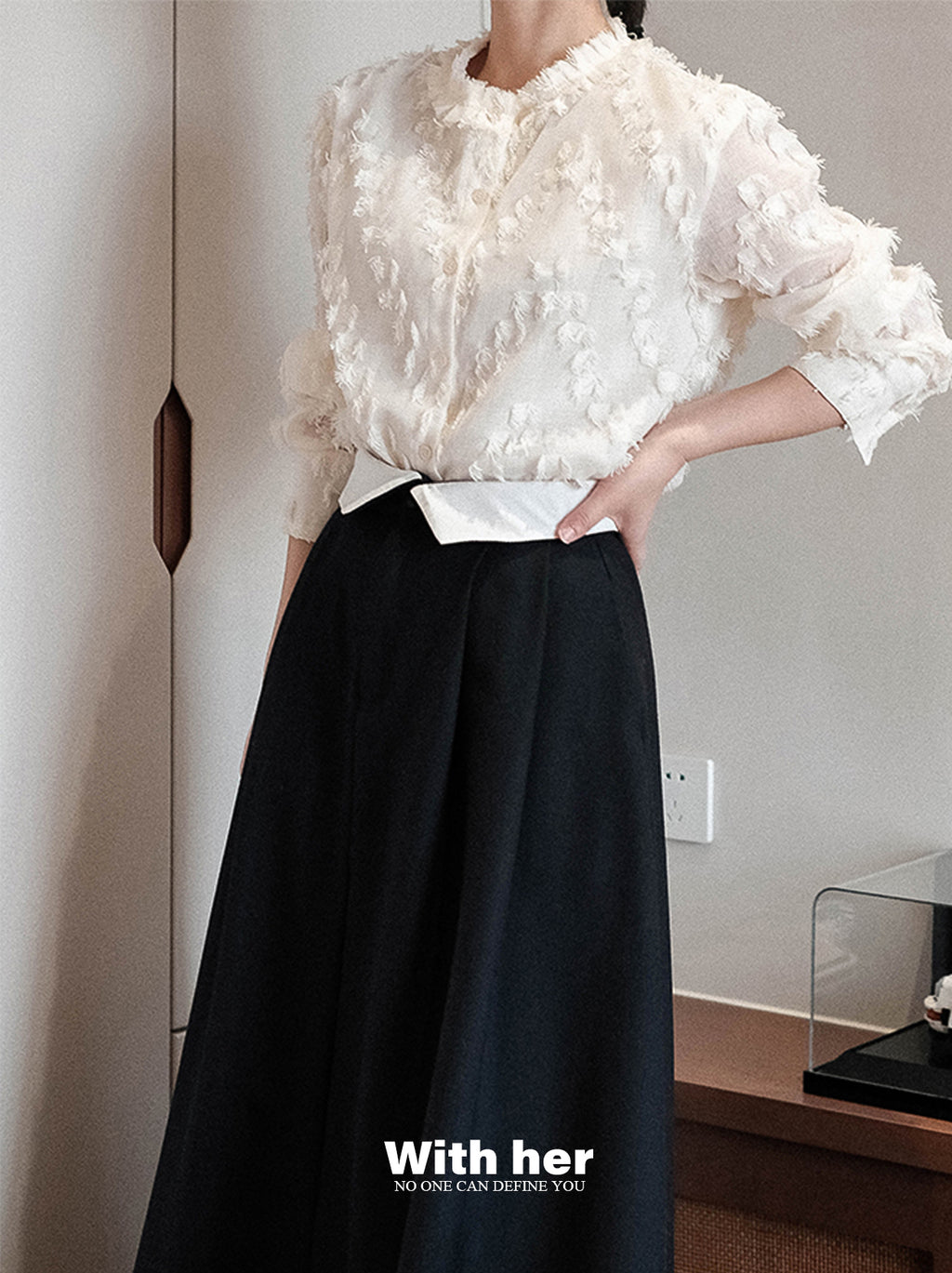 Tassel Collar Sleeve Shirt