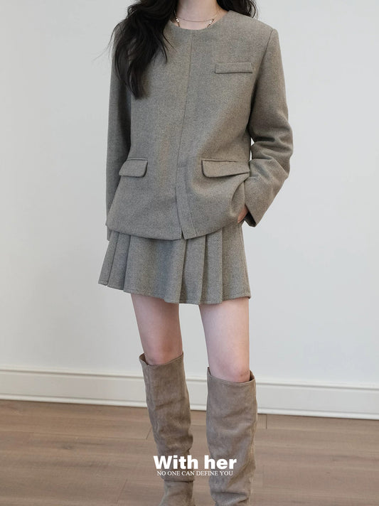 Pleated Woolen Skirt