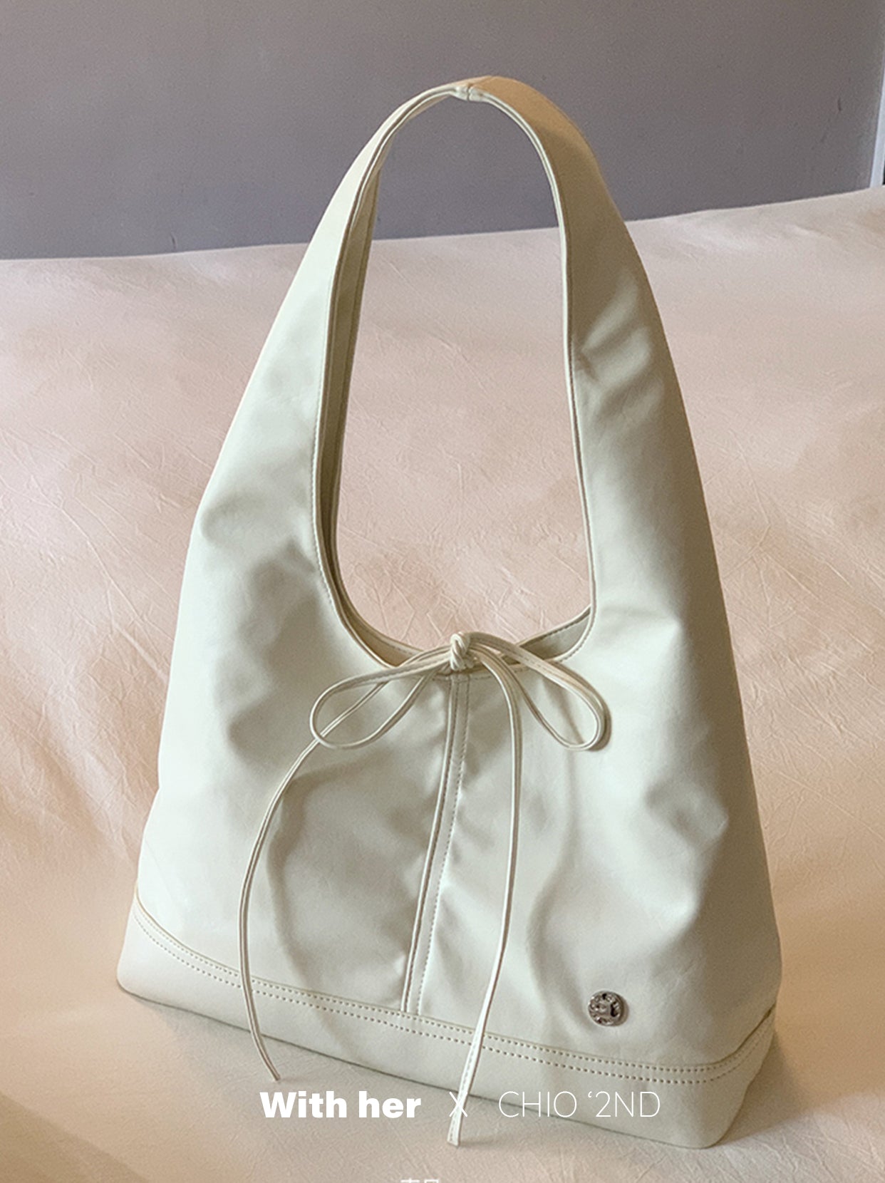 Mono Bow Tote