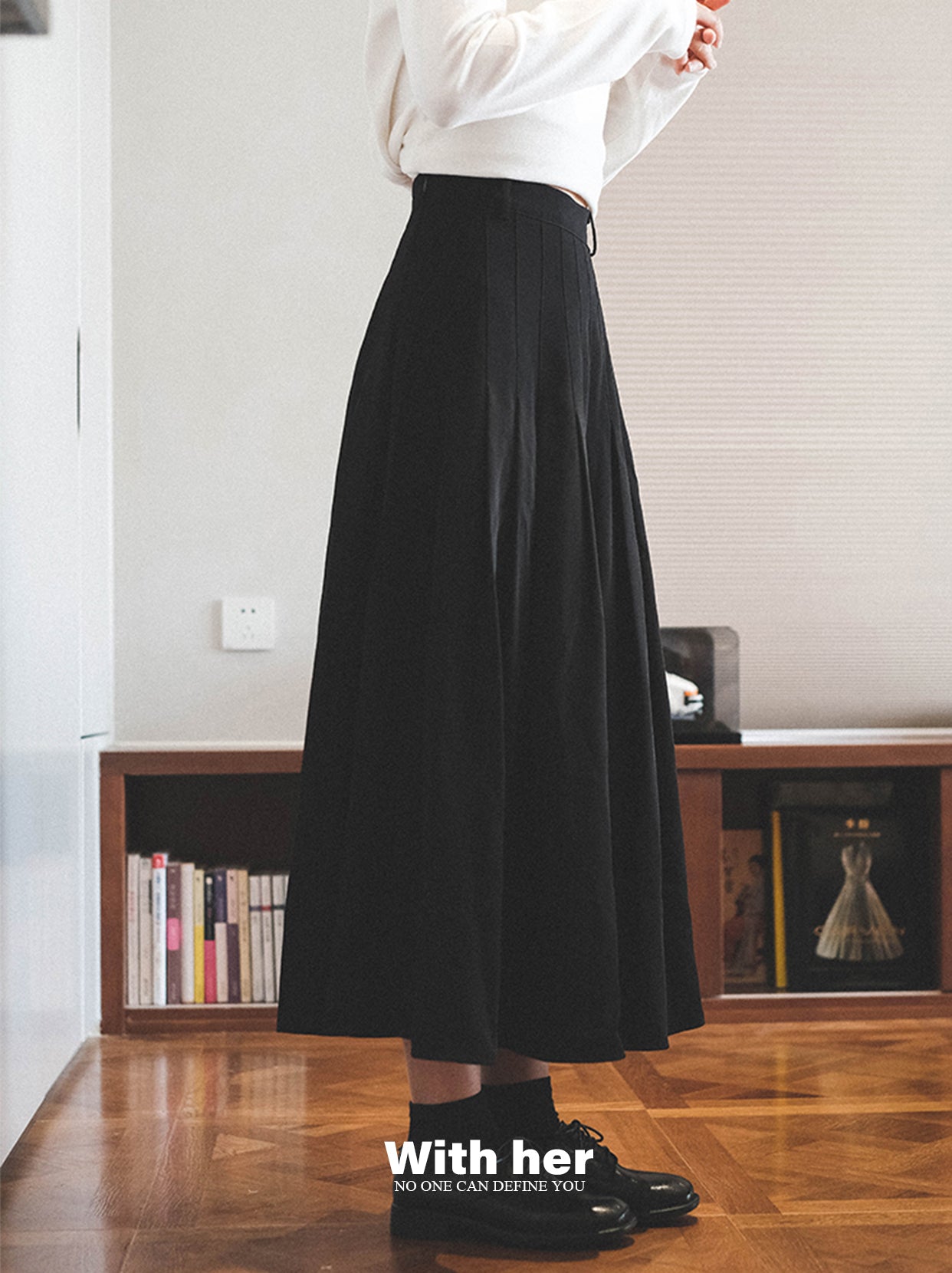 Pleated Long Skirt