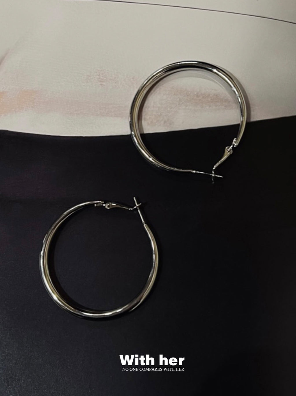 Minimal Luxe Hoops Earrings
