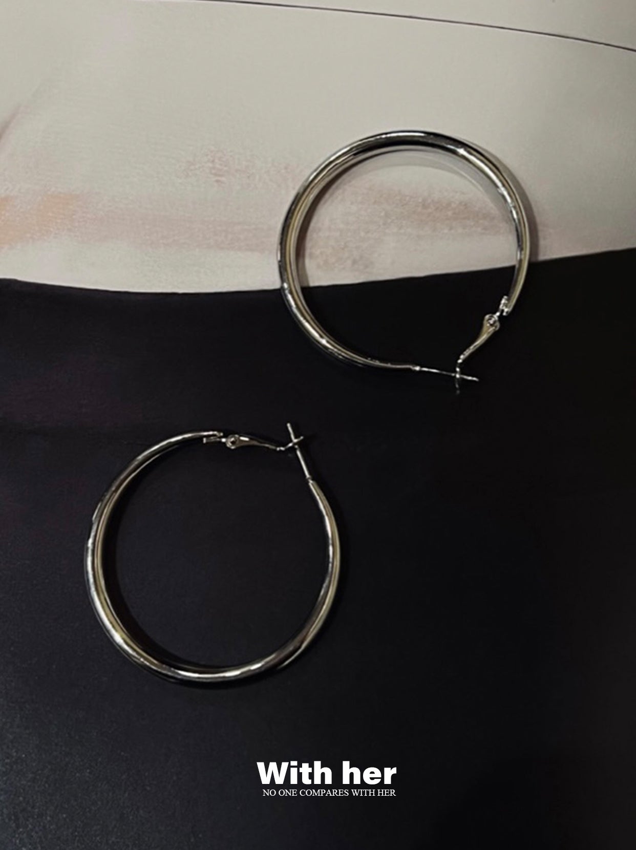 Minimal Luxe Hoops Earrings