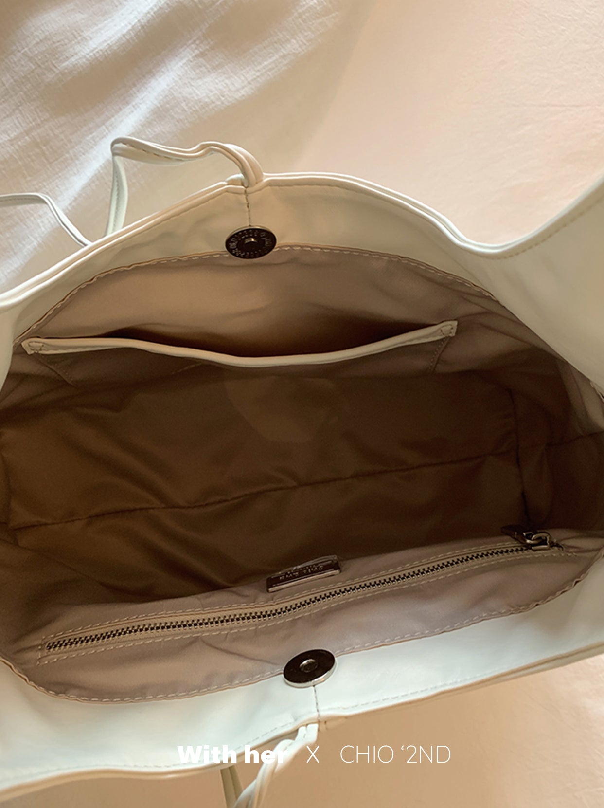 Mono Bow Tote