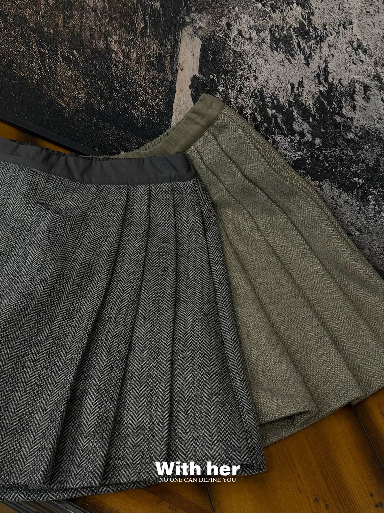 Pleated Woolen Skirt