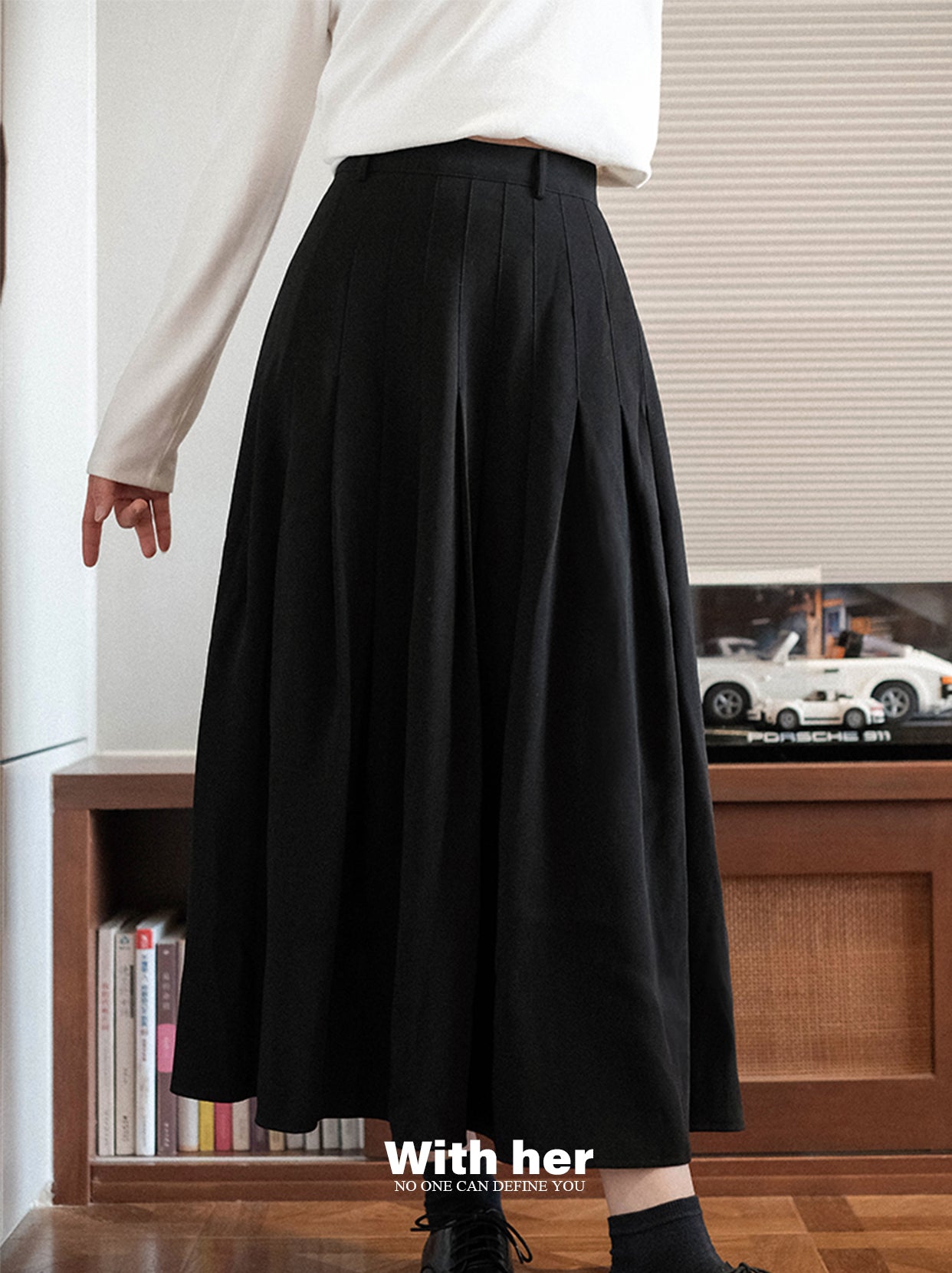 Pleated Long Skirt