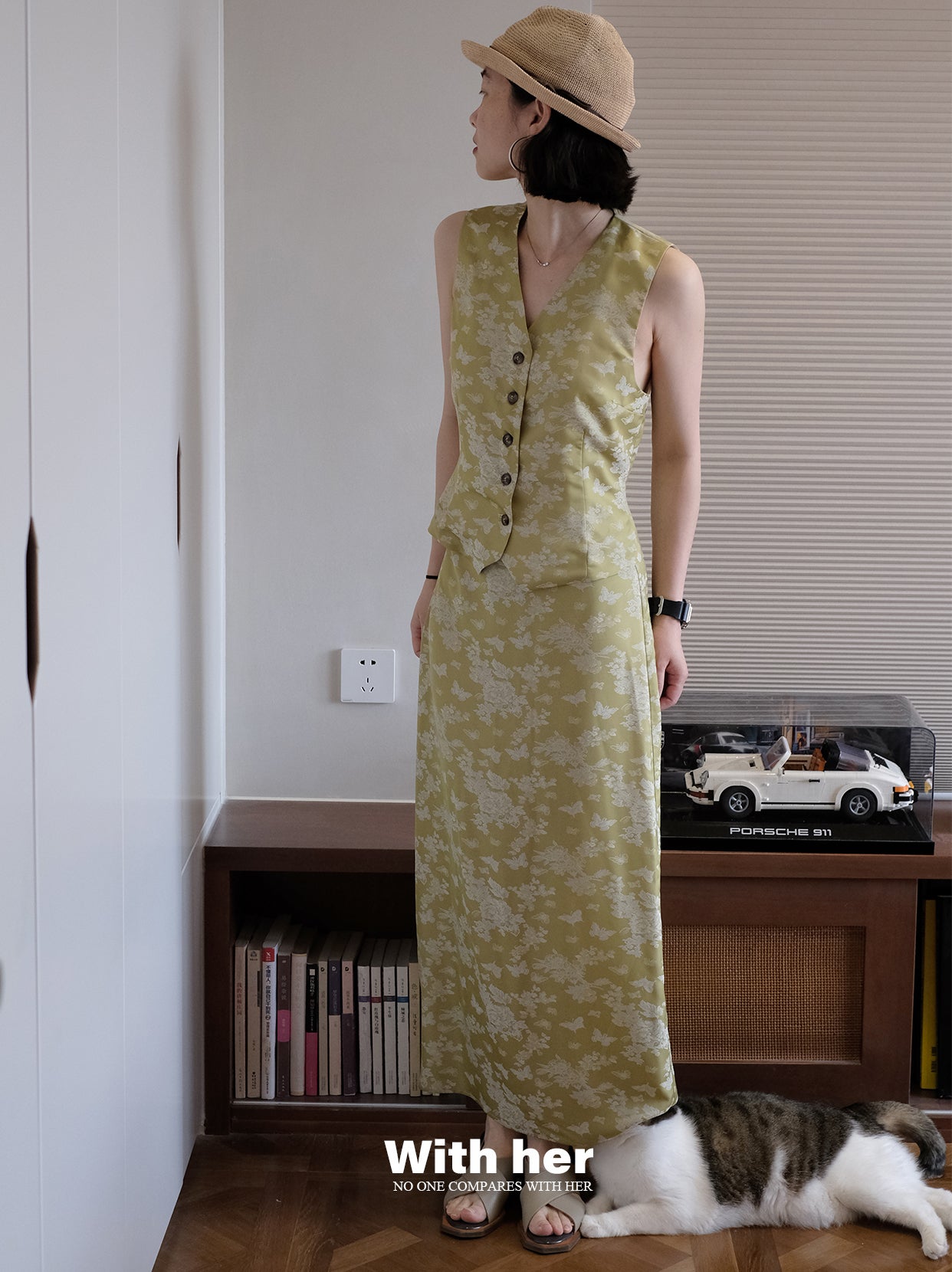 Original Jacquard Sheath Skirt