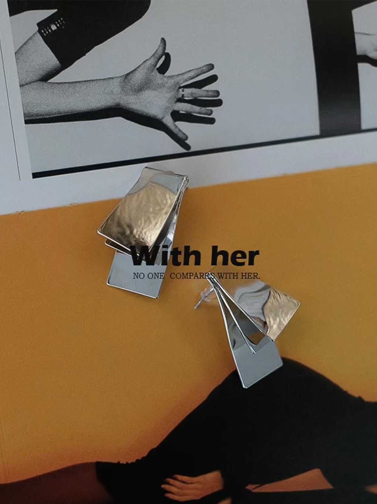 Minimalist Geometric Design Earrings