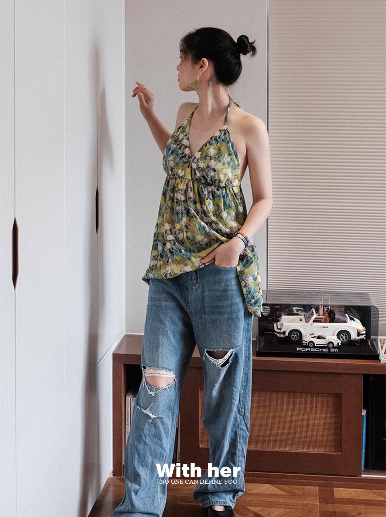 Original Halter Neck Backless Floral Top