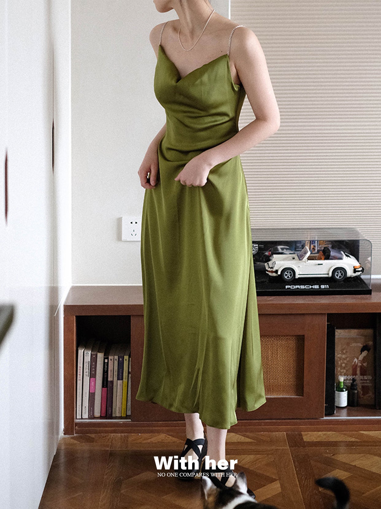 Original Retro Satin Swing Collar Dress