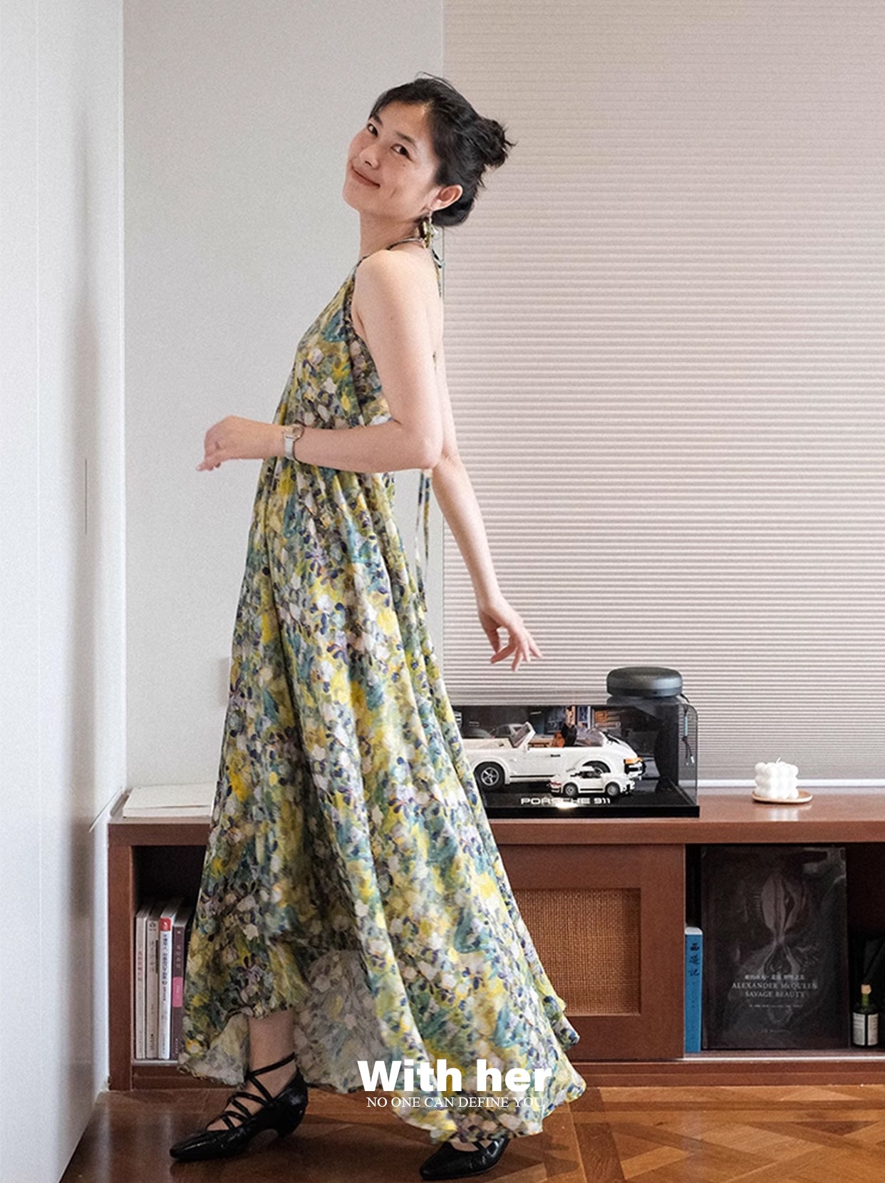 Original Halter Neck Backless Floral Dress