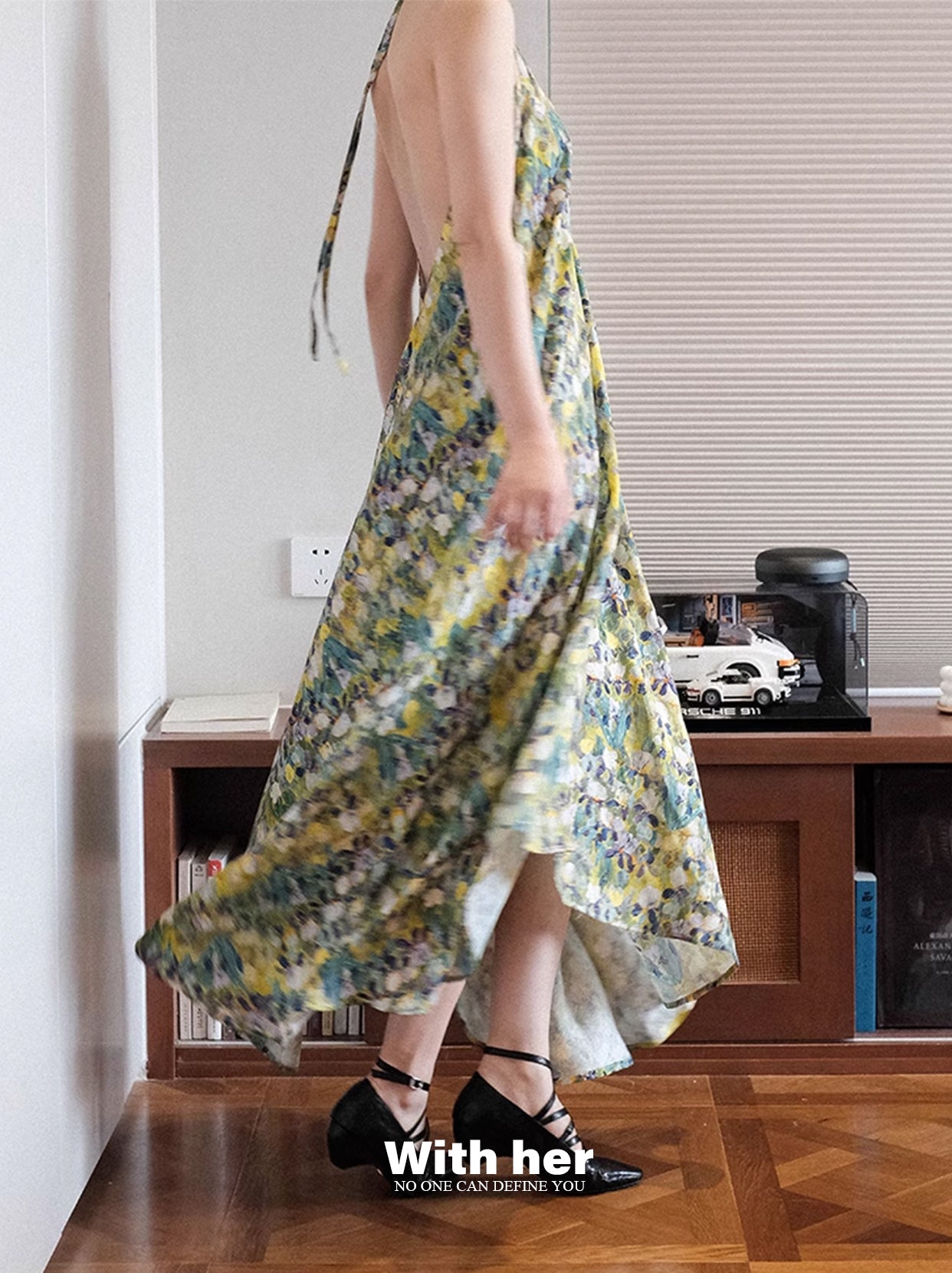 Original Halter Neck Backless Floral Dress
