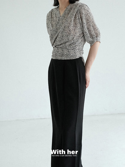 Original Floral V-Neck Blouse