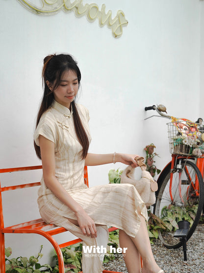 Eastern Oatmeal Cheongsam