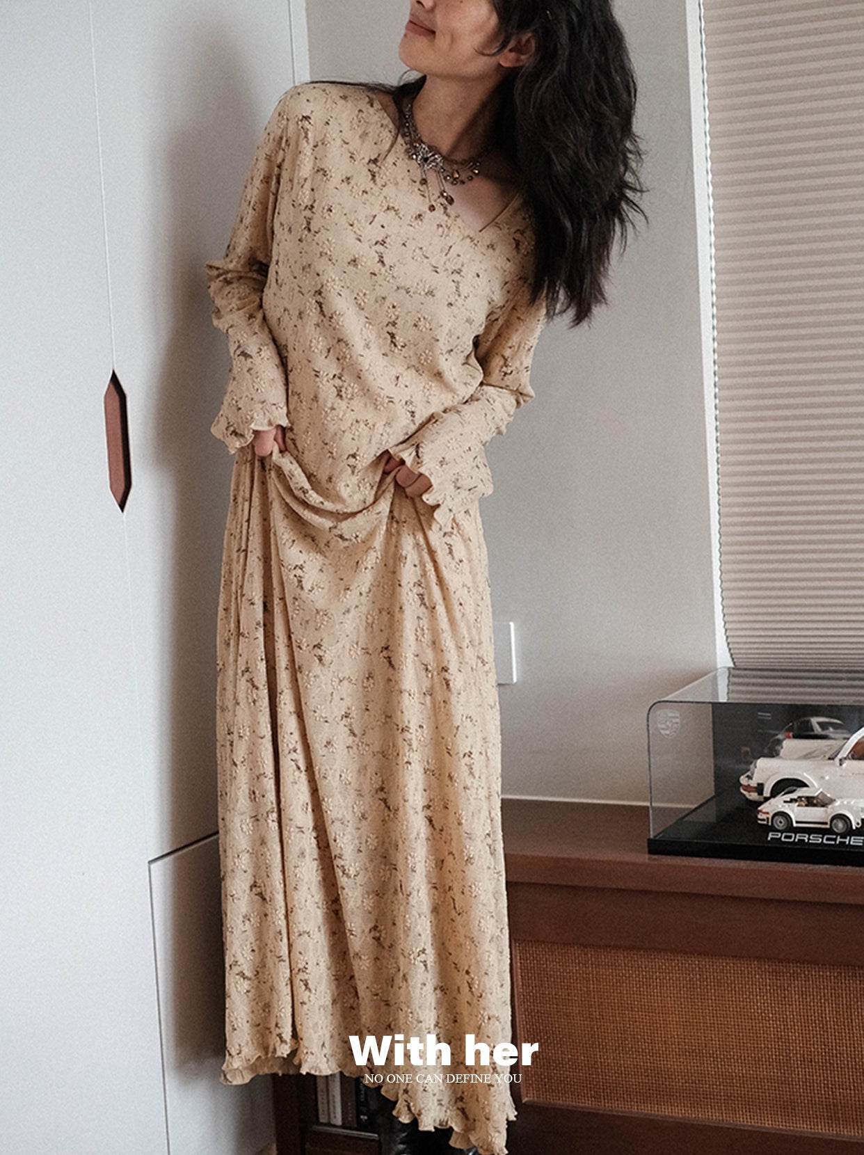 Original Yadan-Style Velvet Lace Dress