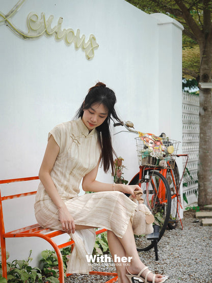 Eastern Oatmeal Cheongsam