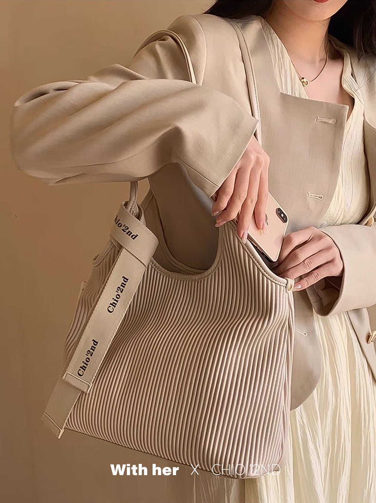 Shell Muse Tote