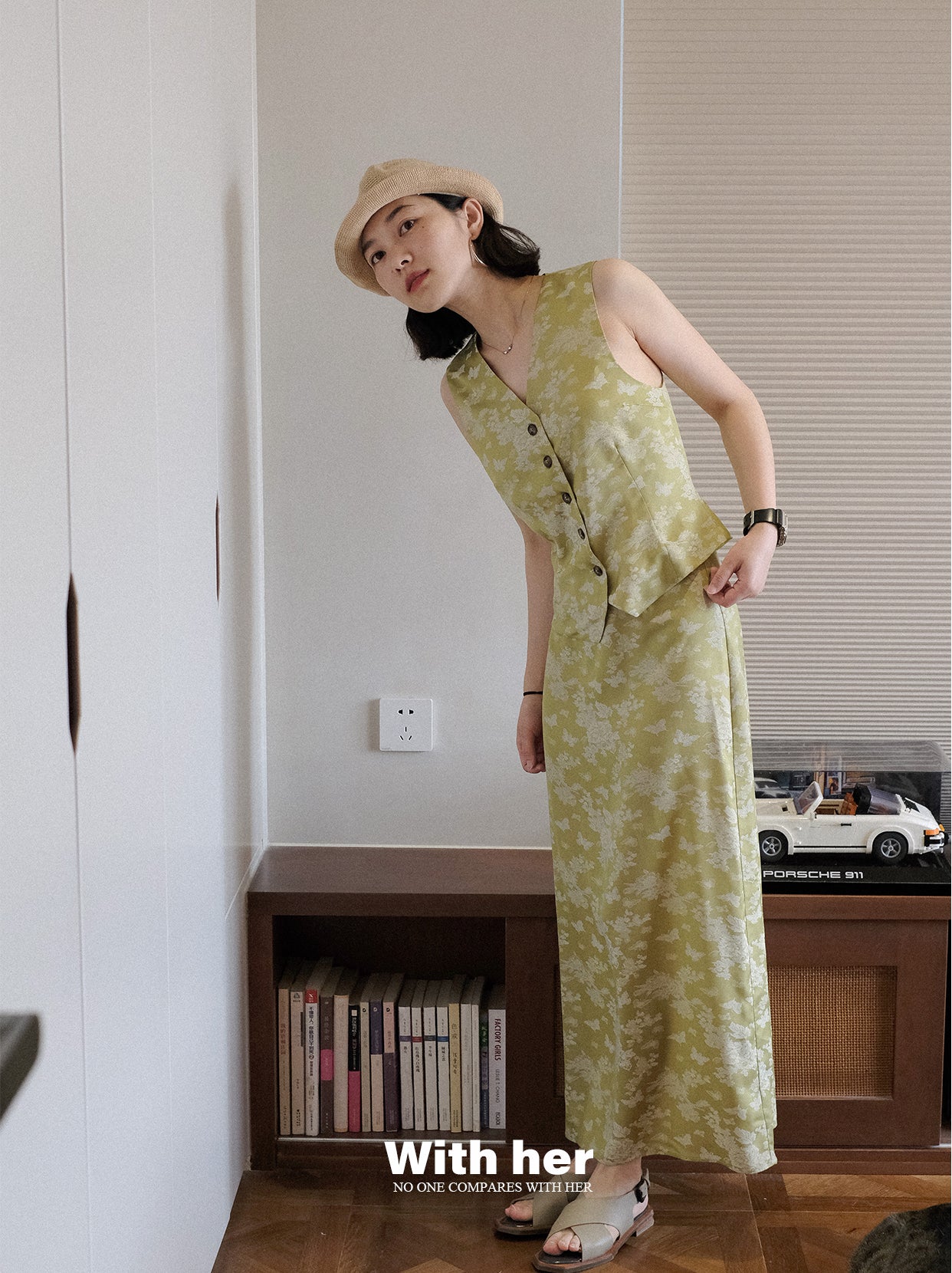 Original Jacquard Sheath Skirt