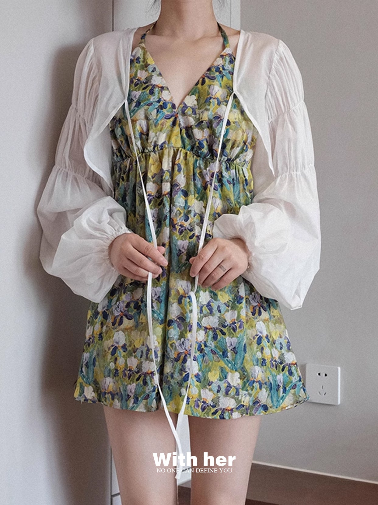 Original Halter Neck Backless Floral Top